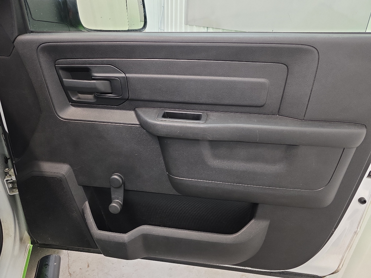 RAM 1500 2WD Reg Cab 120.5" Tradesman 2016