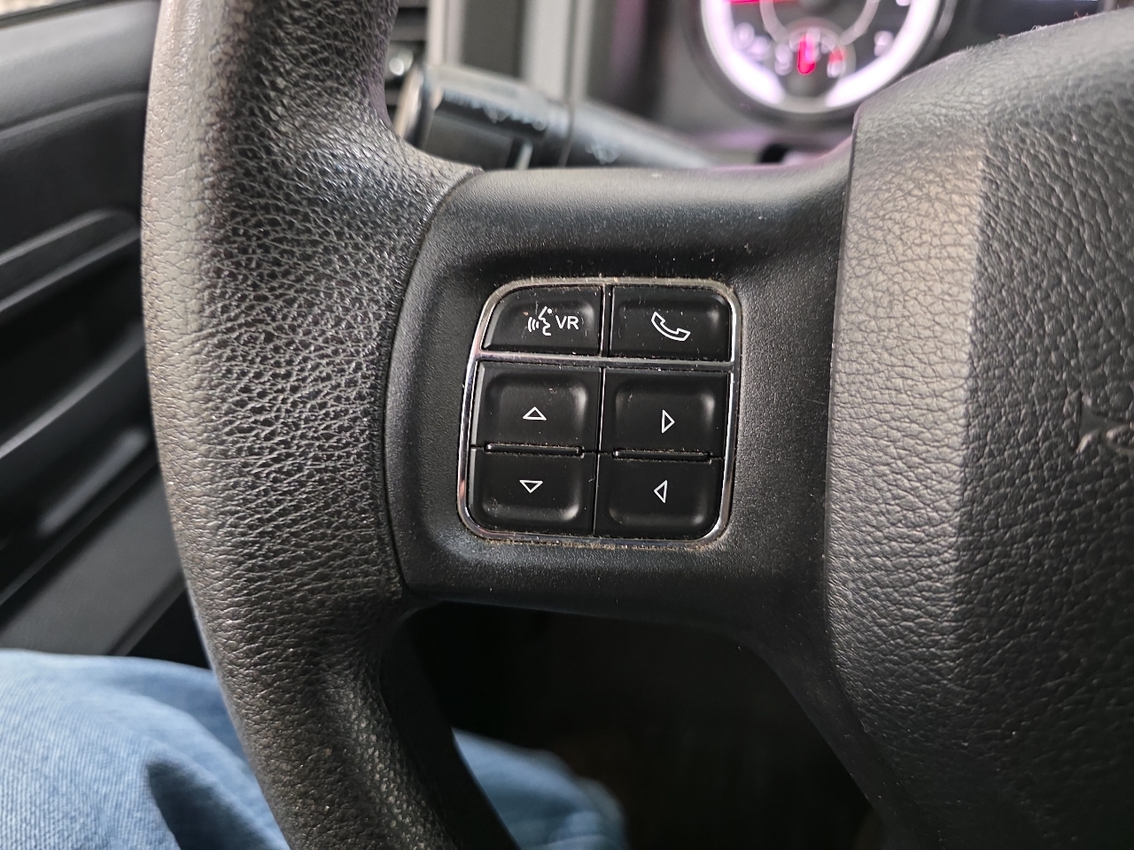 RAM 1500 2WD Reg Cab 120.5" Tradesman 2016