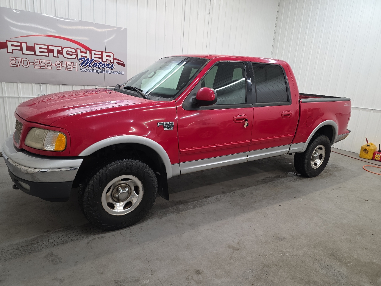 Ford F-150 SuperCrew Crew Cab 139" XLT 4WD 2001