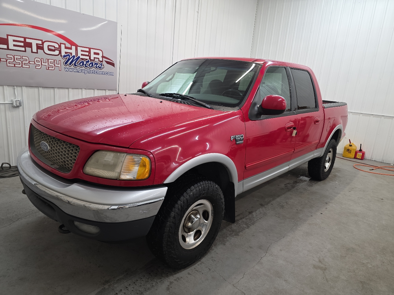 Ford F-150 SuperCrew Crew Cab 139" XLT 4WD 2001