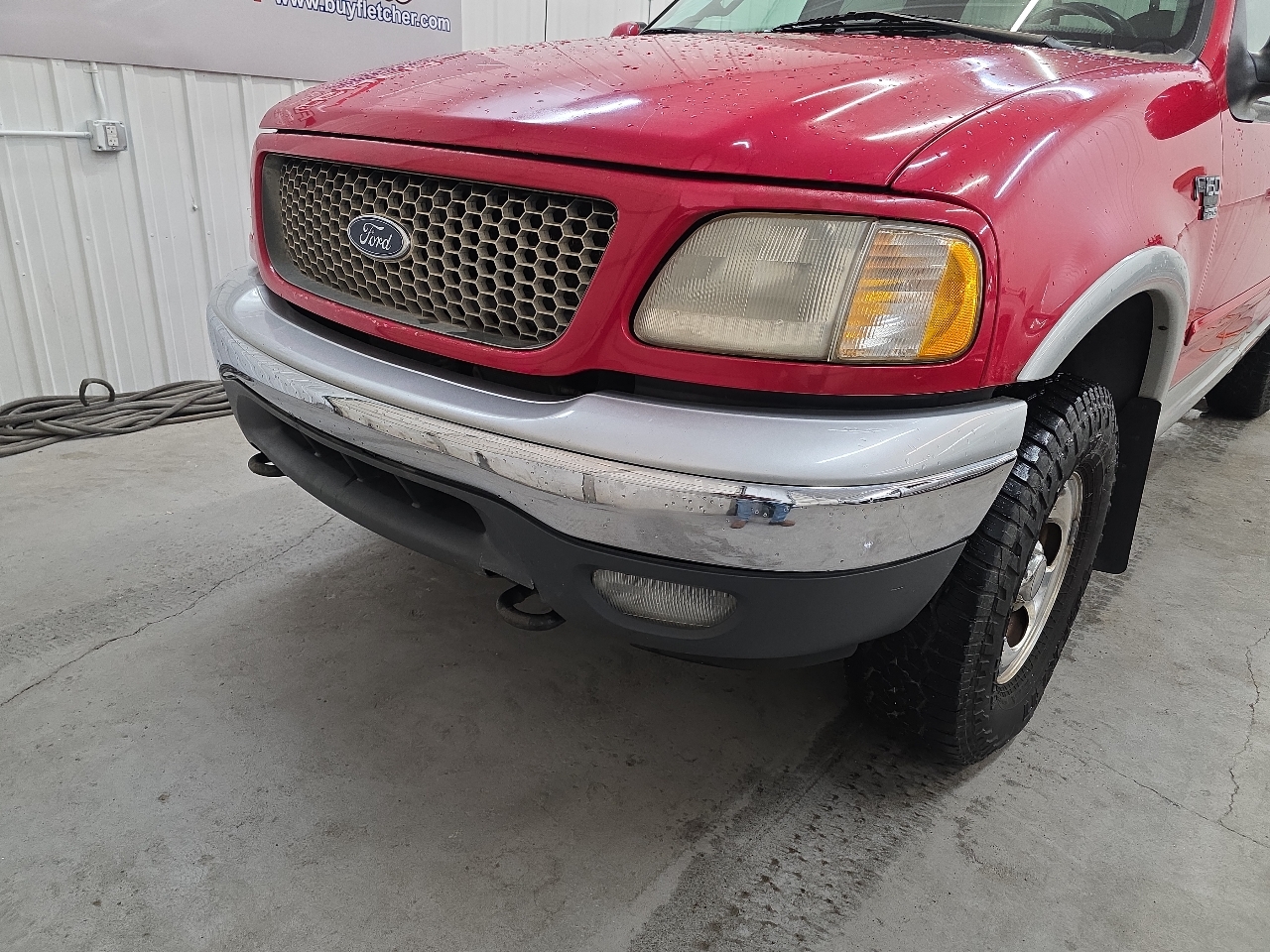 Ford F-150 SuperCrew Crew Cab 139" XLT 4WD 2001