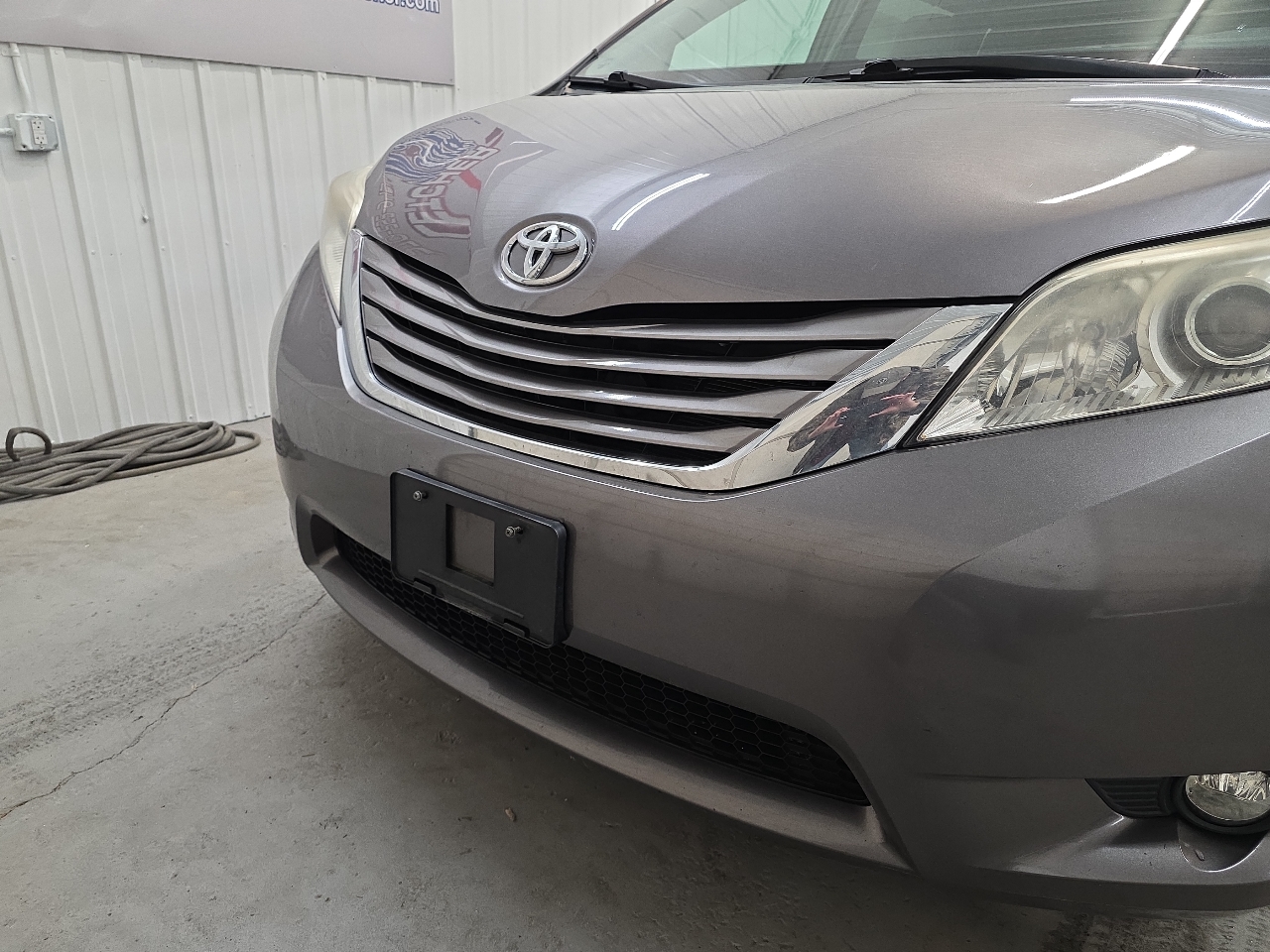 Toyota Sienna 5dr 7-Pass Van XLE Premium AWD (Natl) 2015