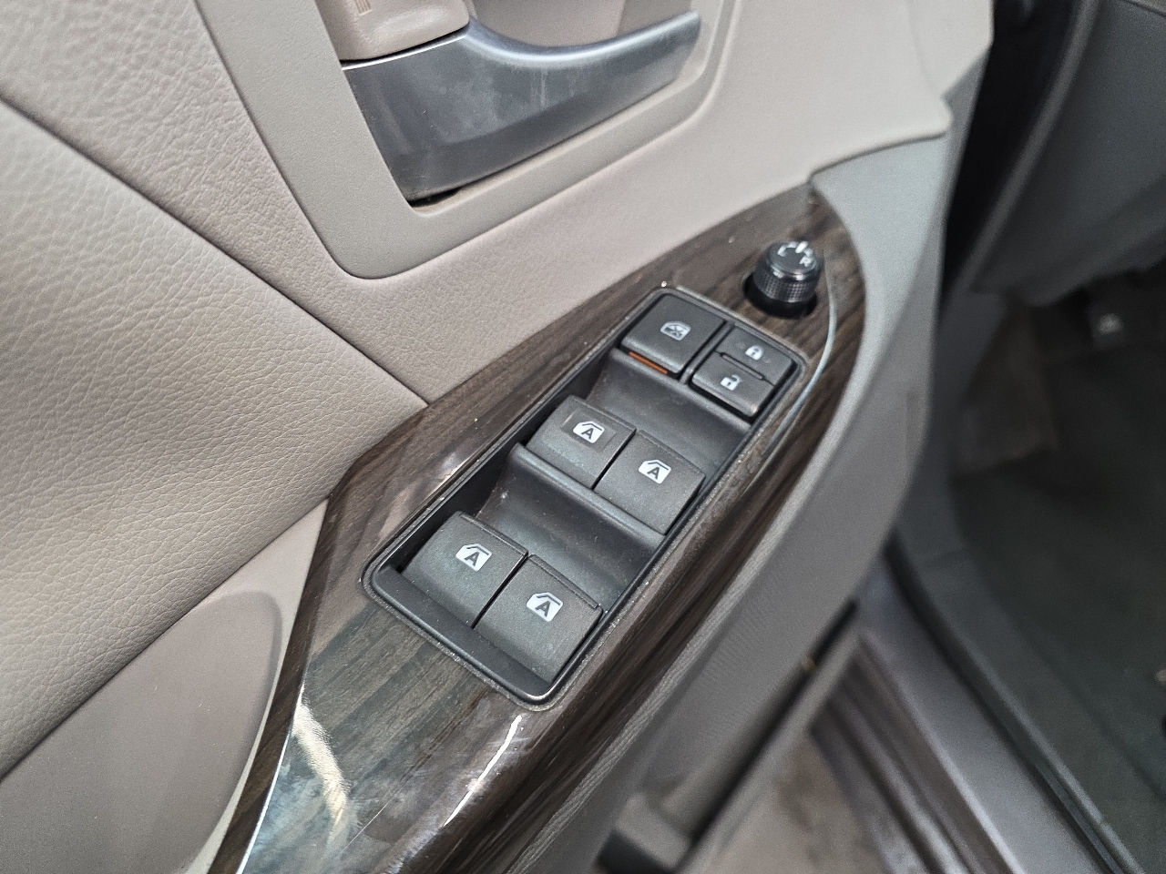 Toyota Sienna 5dr 7-Pass Van XLE Premium AWD (Natl) 2015