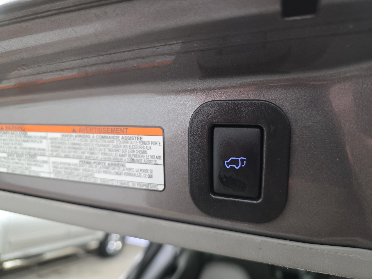 Toyota Sienna 5dr 7-Pass Van XLE Premium AWD (Natl) 2015