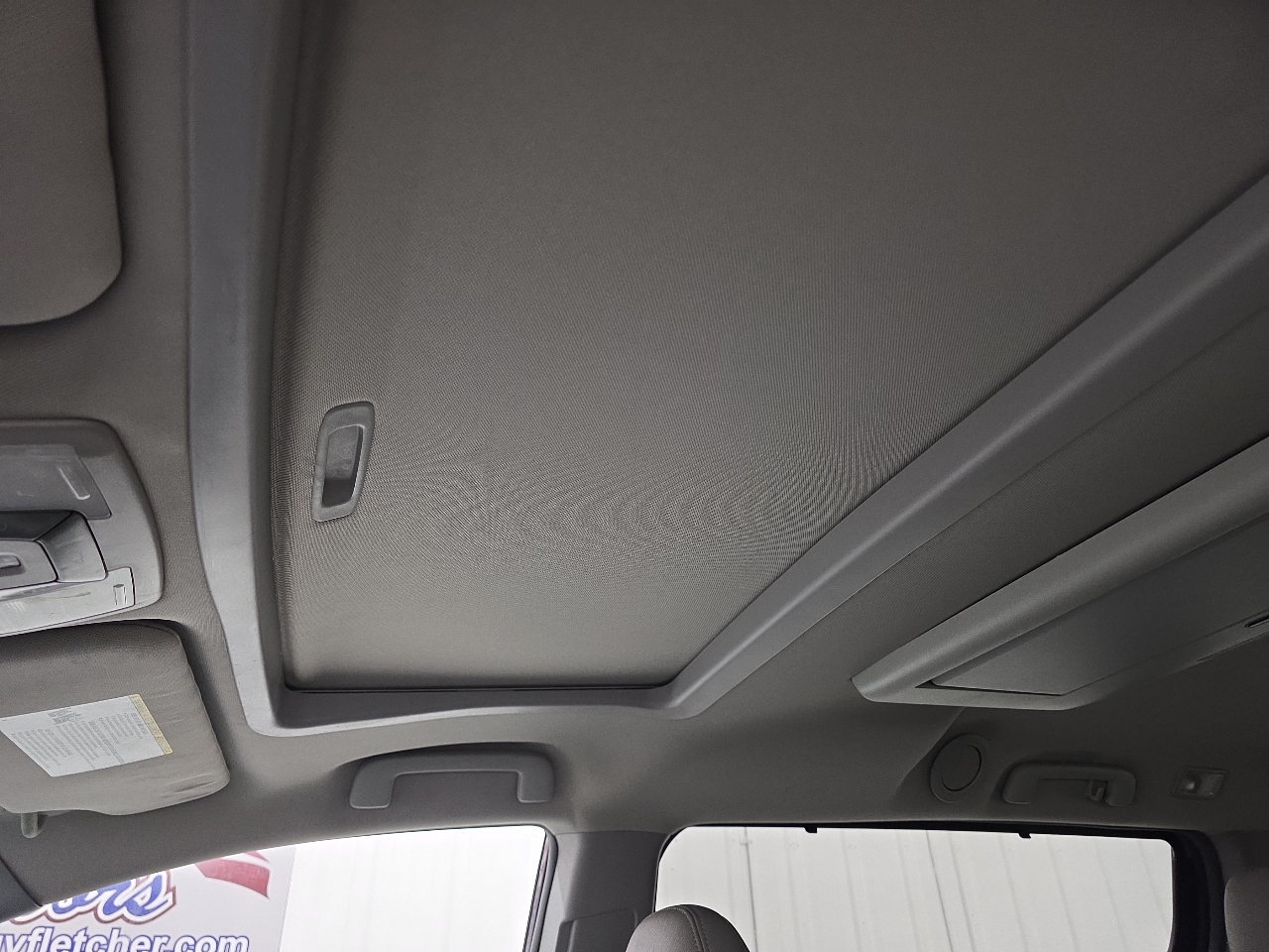 Toyota Sienna 5dr 7-Pass Van XLE Premium AWD (Natl) 2015