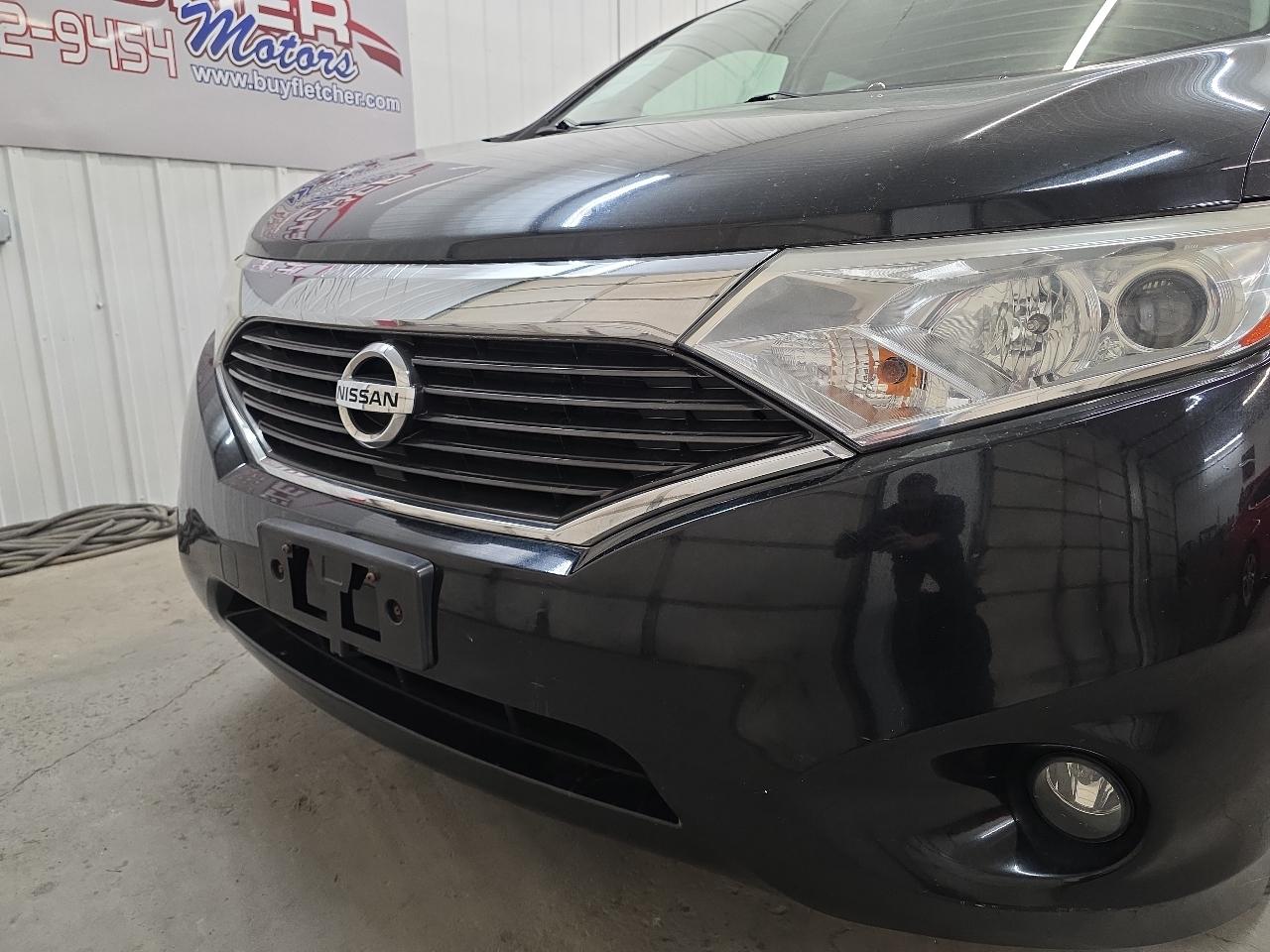 Nissan Quest 4dr SL 2012