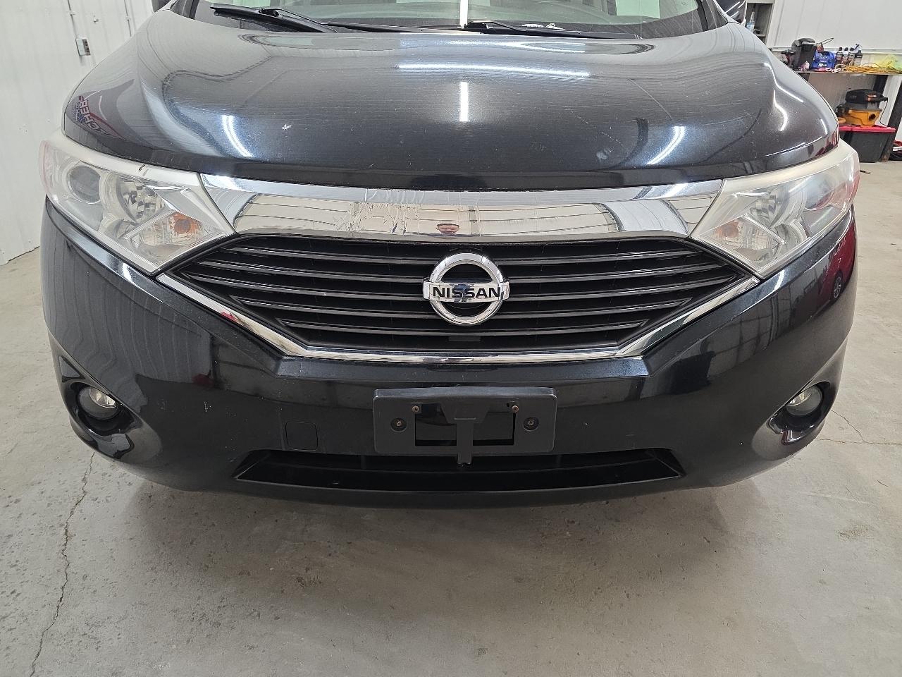Nissan Quest 4dr SL 2012