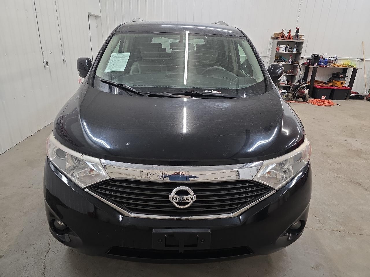 Nissan Quest 4dr SL 2012