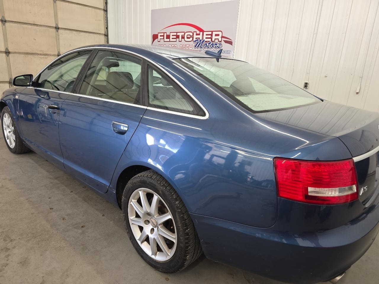 Audi A6 4dr Sdn 3.2L quattro Auto 2005