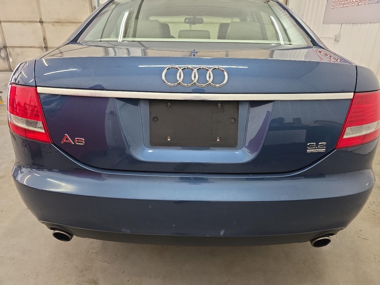 Audi A6 4dr Sdn 3.2L quattro Auto 2005