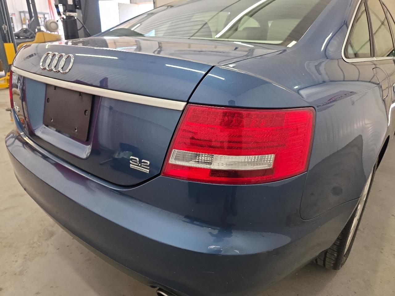 Audi A6 4dr Sdn 3.2L quattro Auto 2005