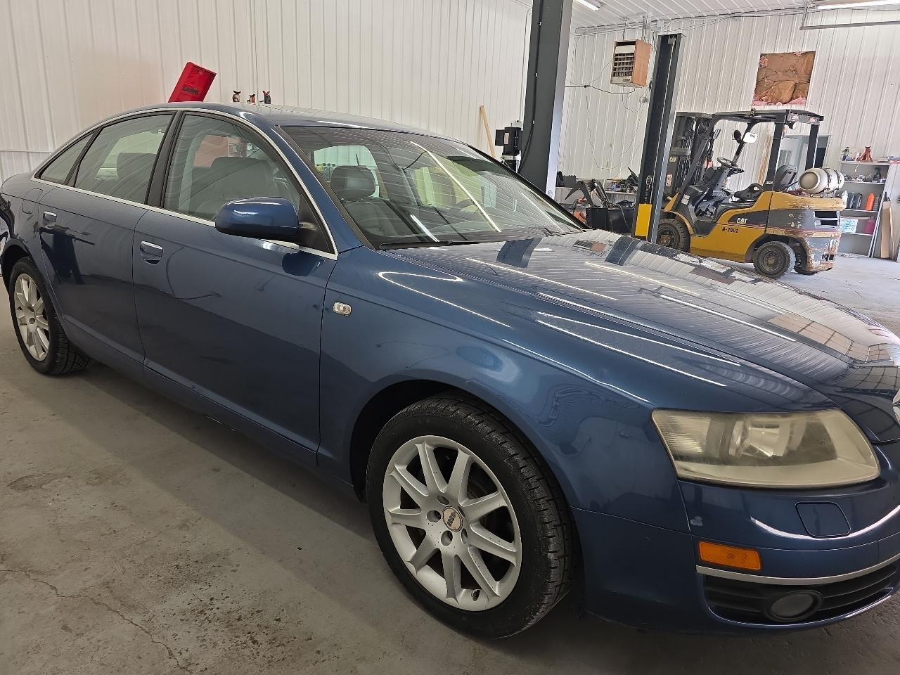 Audi A6 4dr Sdn 3.2L quattro Auto 2005