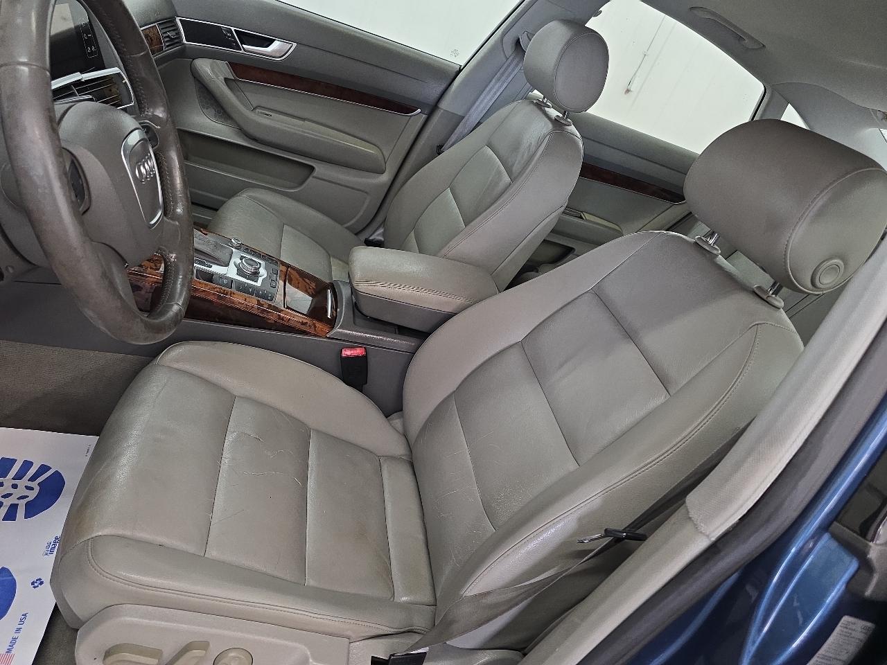 Audi A6 4dr Sdn 3.2L quattro Auto 2005