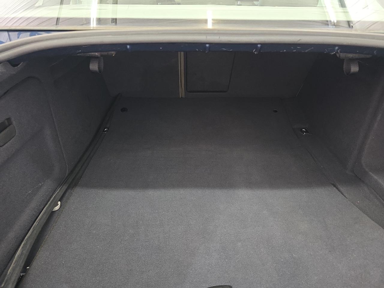 Audi A6 4dr Sdn 3.2L quattro Auto 2005