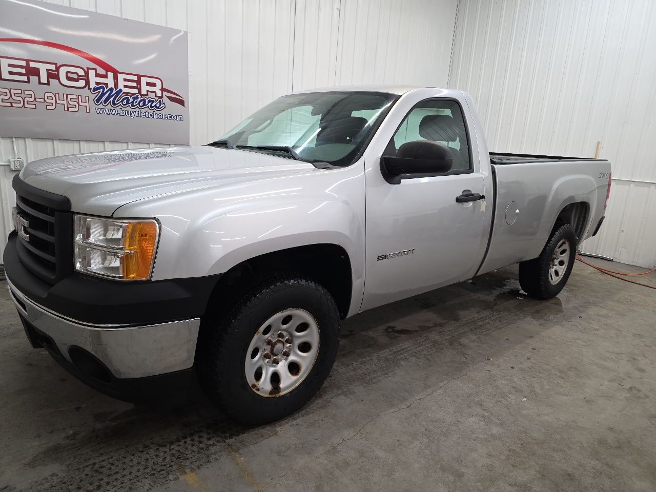 GMC Sierra 1500 4WD Reg Cab 133.0" Work Truck 2012