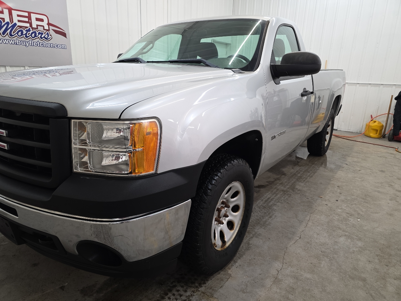 GMC Sierra 1500 4WD Reg Cab 133.0" Work Truck 2012
