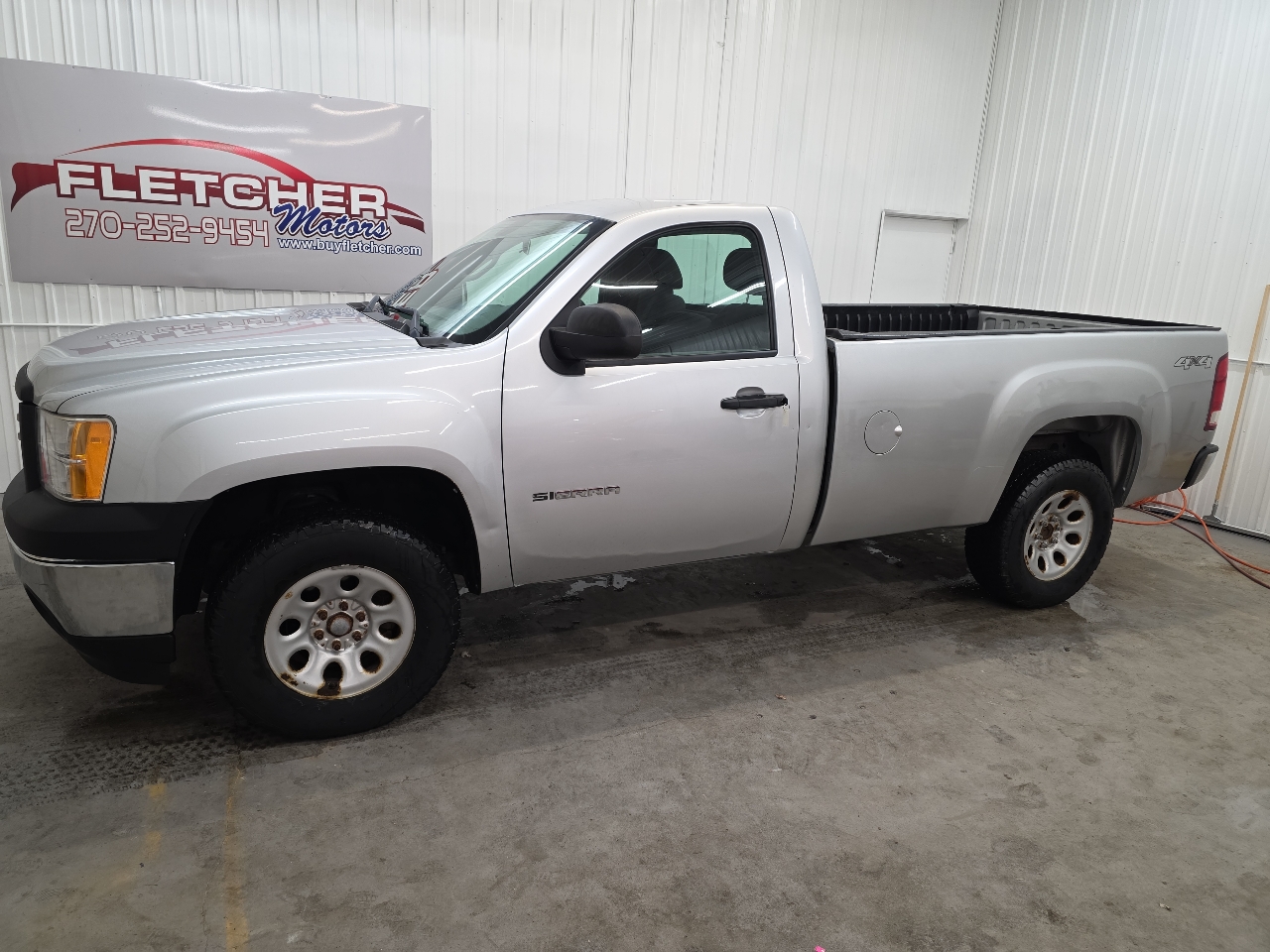 GMC Sierra 1500 4WD Reg Cab 133.0" Work Truck 2012