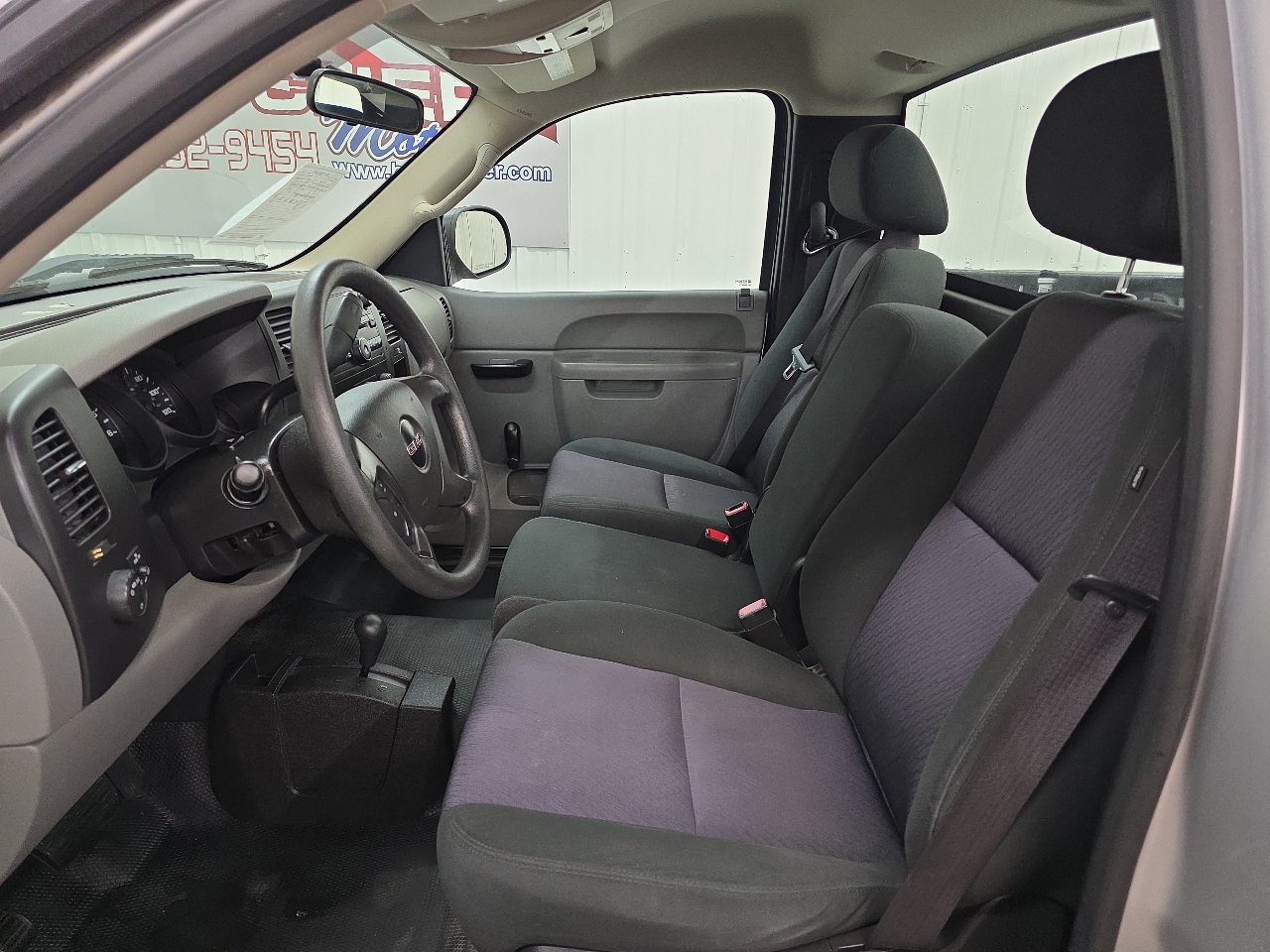 GMC Sierra 1500 4WD Reg Cab 133.0" Work Truck 2012