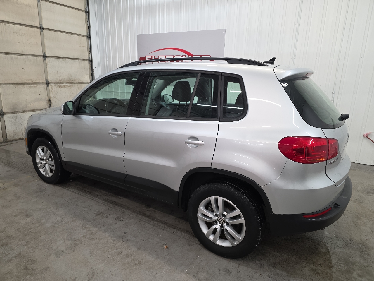 Volkswagen Tiguan 2.0T S FWD 2017