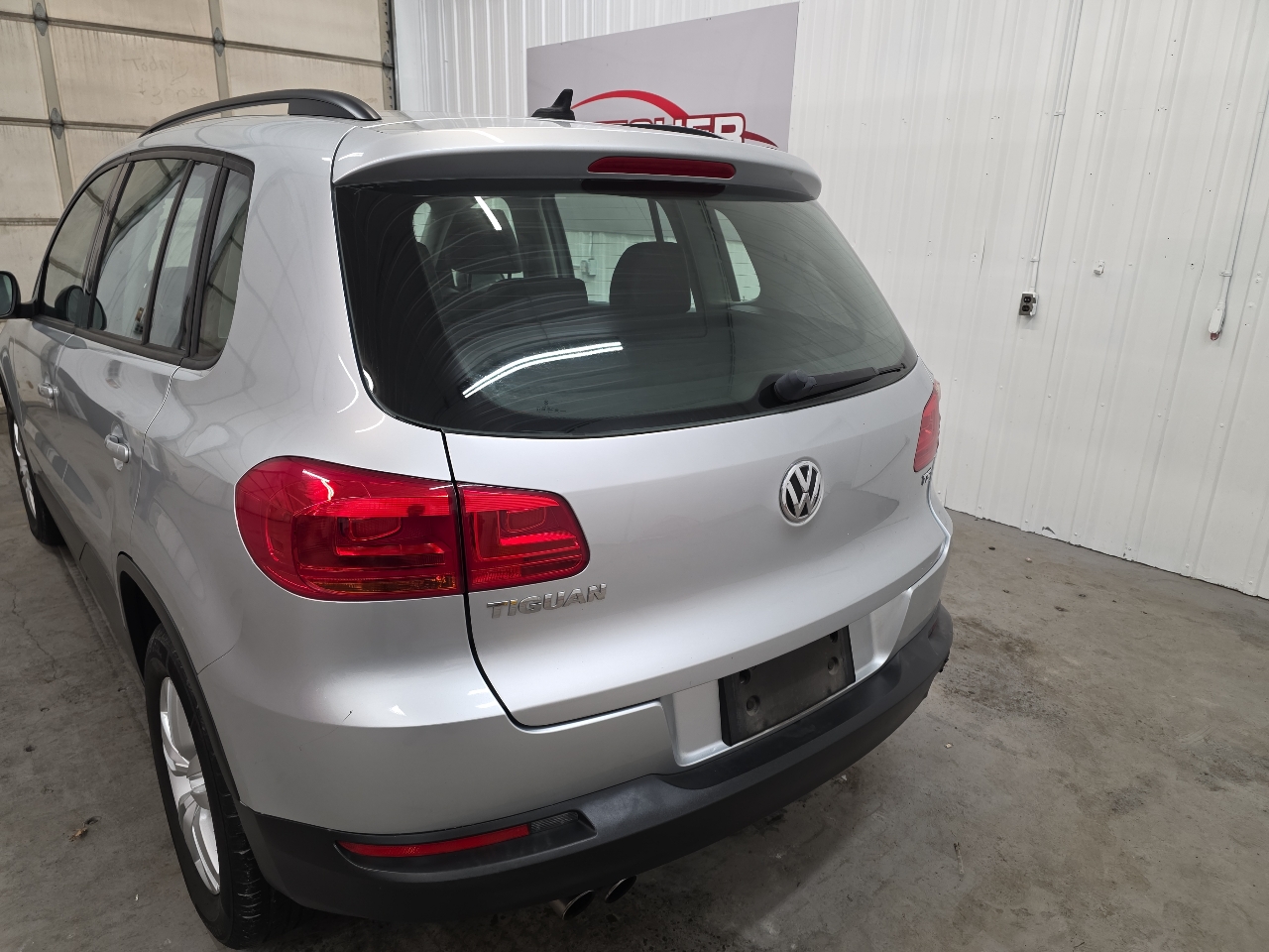 Volkswagen Tiguan 2.0T S FWD 2017