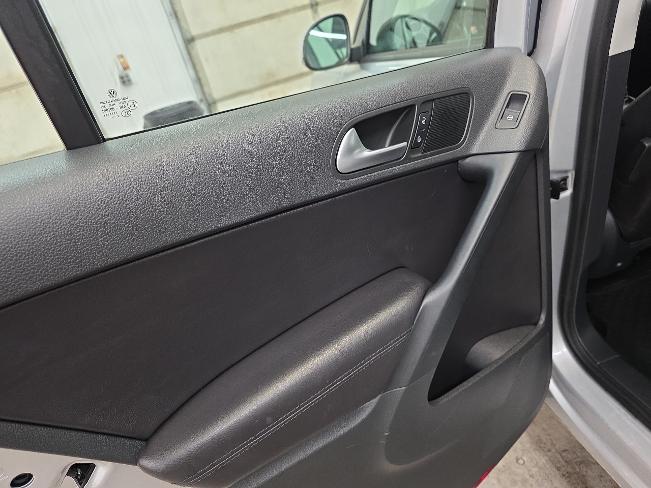 Volkswagen Tiguan 2.0T S FWD 2017