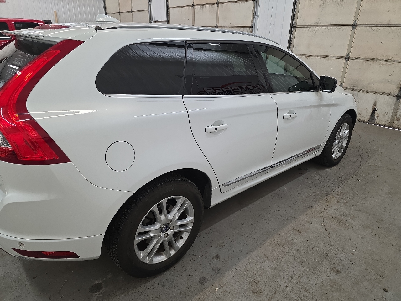 Volvo XC60 FWD 4dr T5 Drive-E Platinum 2016