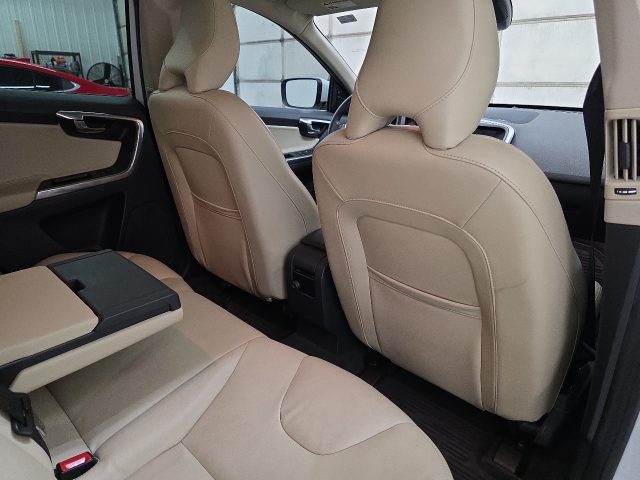 Volvo XC60 FWD 4dr T5 Drive-E Platinum 2016