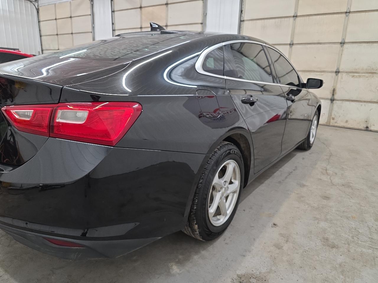 Chevrolet Malibu 4dr Sdn LS w/1LS 2017