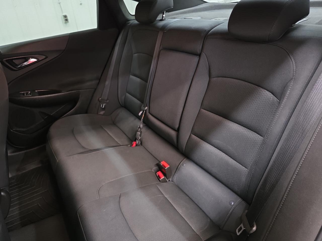 Chevrolet Malibu 4dr Sdn LS w/1LS 2017