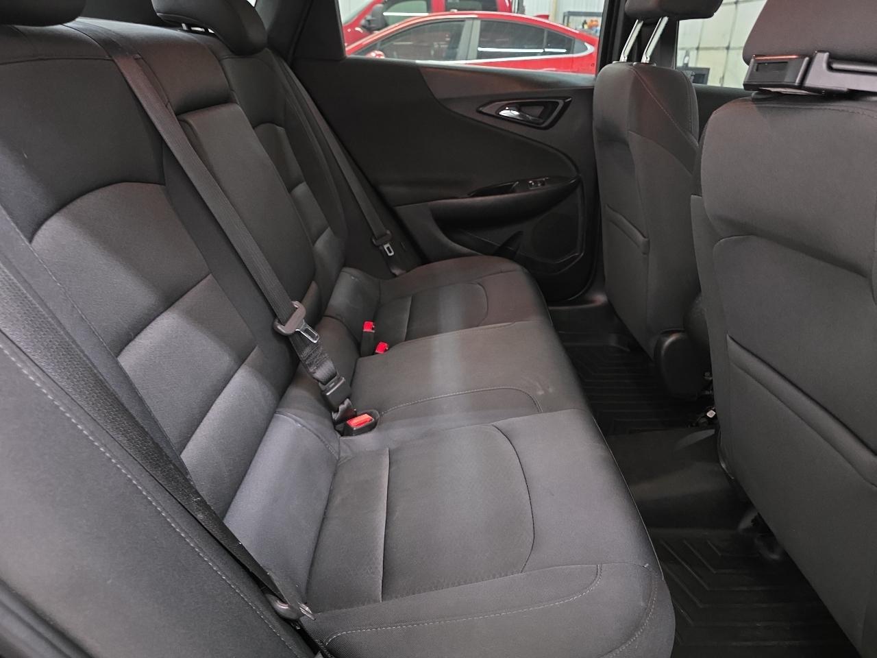 Chevrolet Malibu 4dr Sdn LS w/1LS 2017