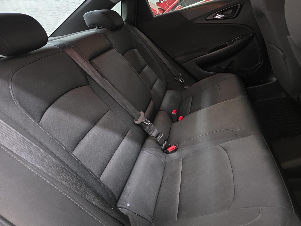 Chevrolet Malibu 4dr Sdn LS w/1LS 2017