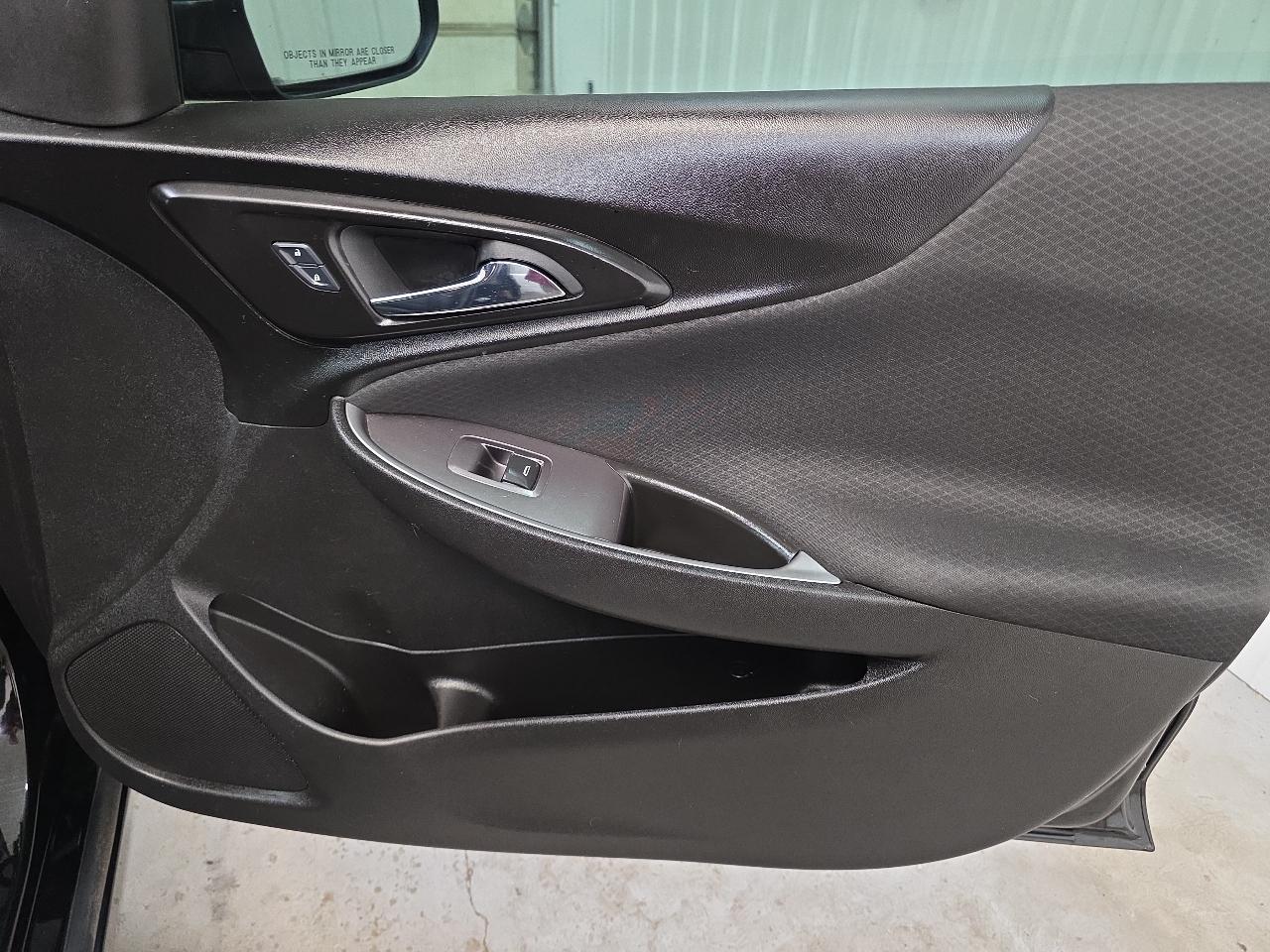 Chevrolet Malibu 4dr Sdn LS w/1LS 2017