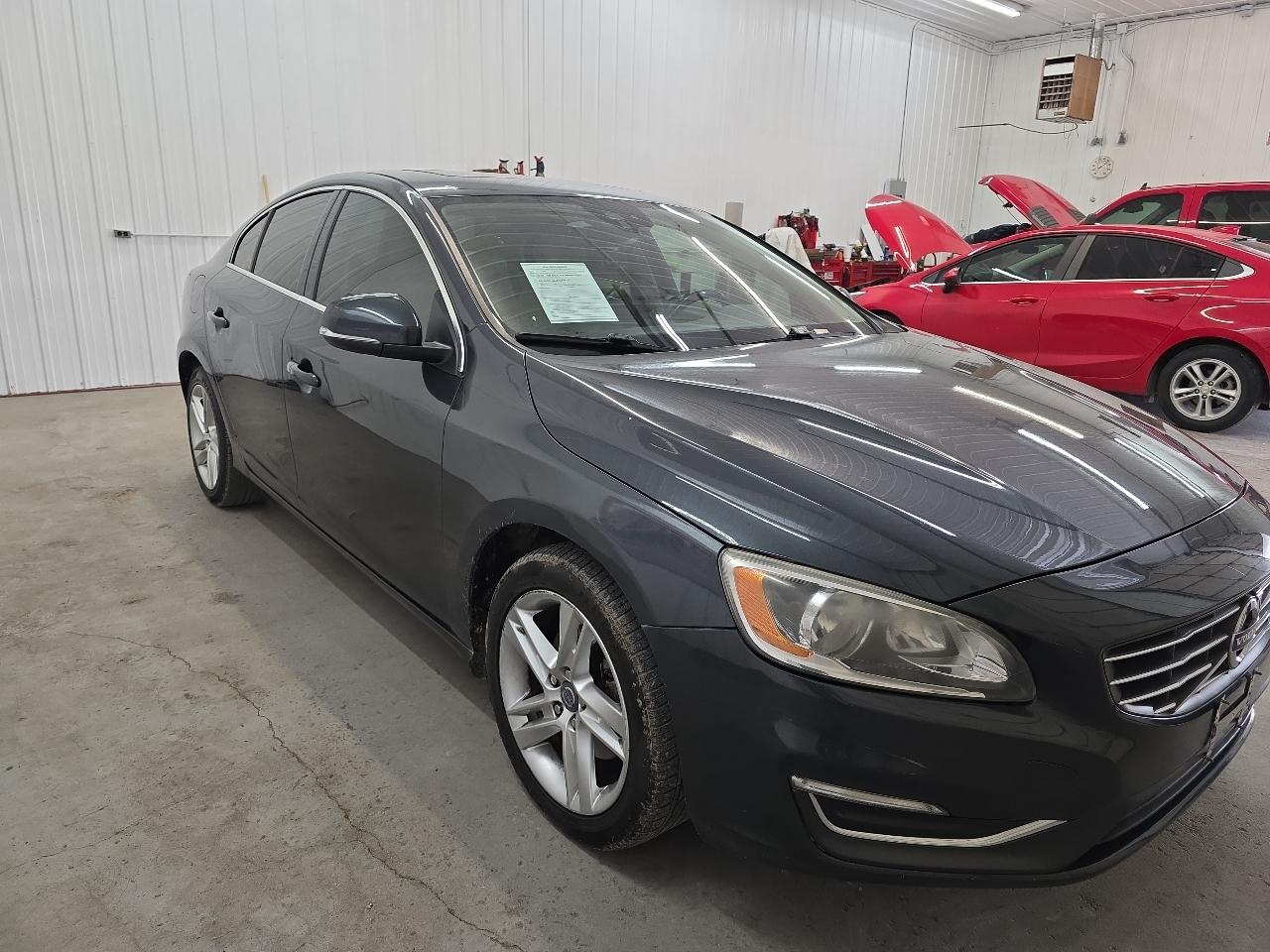 Volvo S60 2015.5 4dr Sdn T5 Drive-E Premier FWD 2015