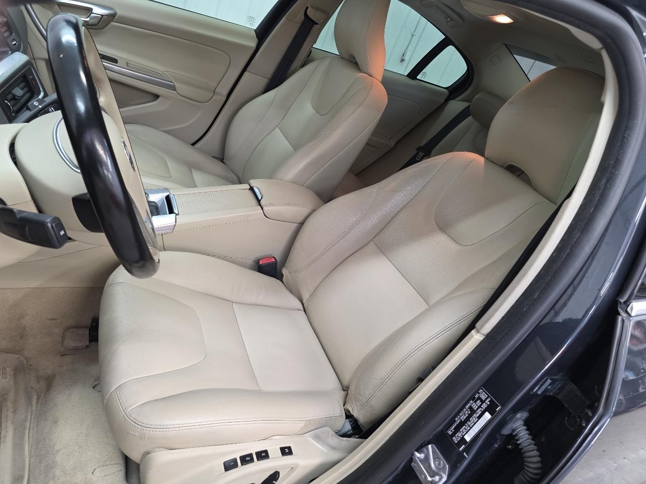 Volvo S60 2015.5 4dr Sdn T5 Drive-E Premier FWD 2015