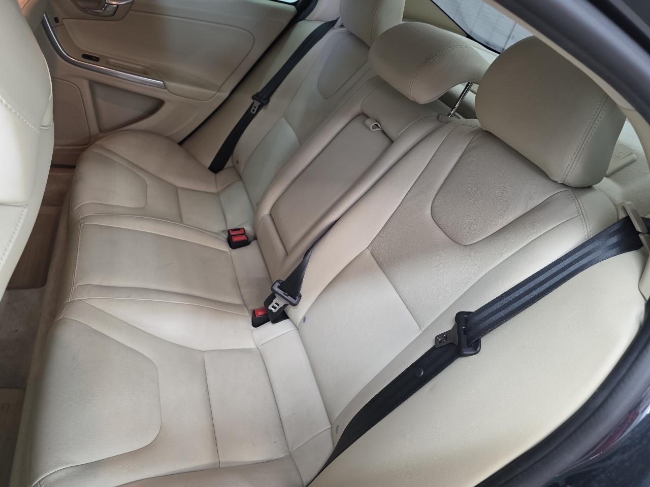 Volvo S60 2015.5 4dr Sdn T5 Drive-E Premier FWD 2015