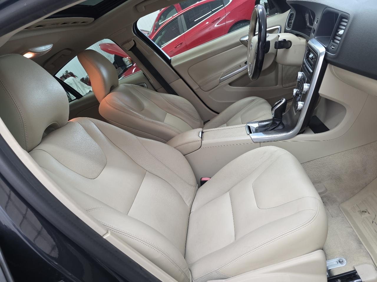 Volvo S60 2015.5 4dr Sdn T5 Drive-E Premier FWD 2015