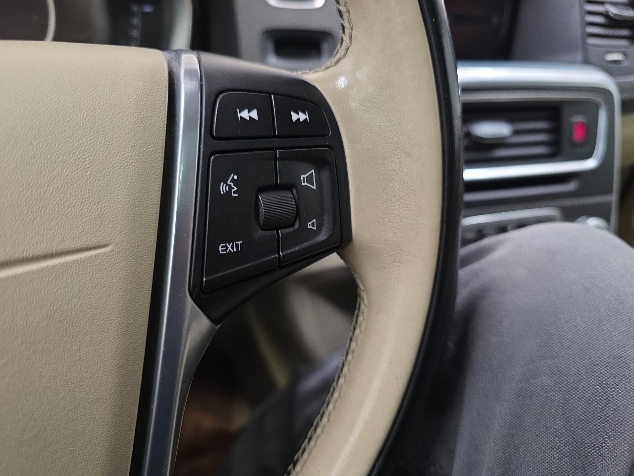 Volvo S60 2015.5 4dr Sdn T5 Drive-E Premier FWD 2015