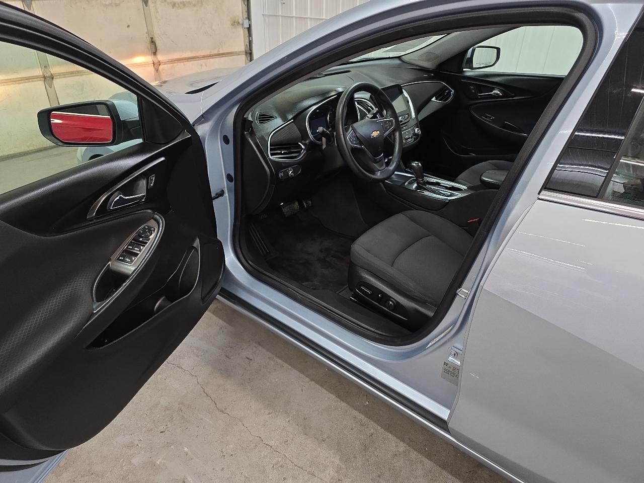 Chevrolet Malibu 4dr Sdn LT w/1LT 2018