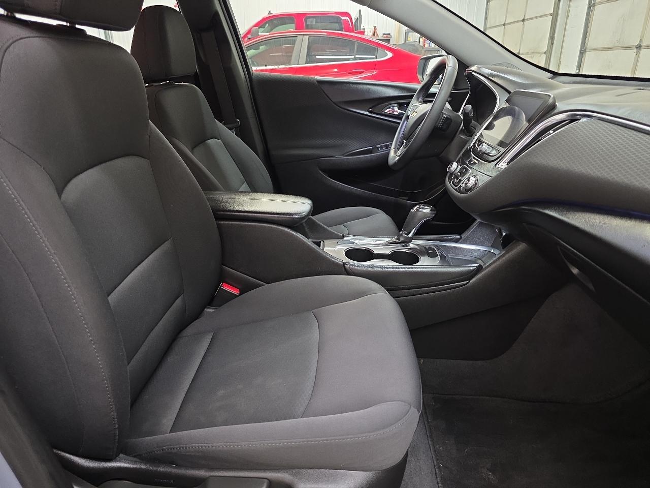 Chevrolet Malibu 4dr Sdn LT w/1LT 2018