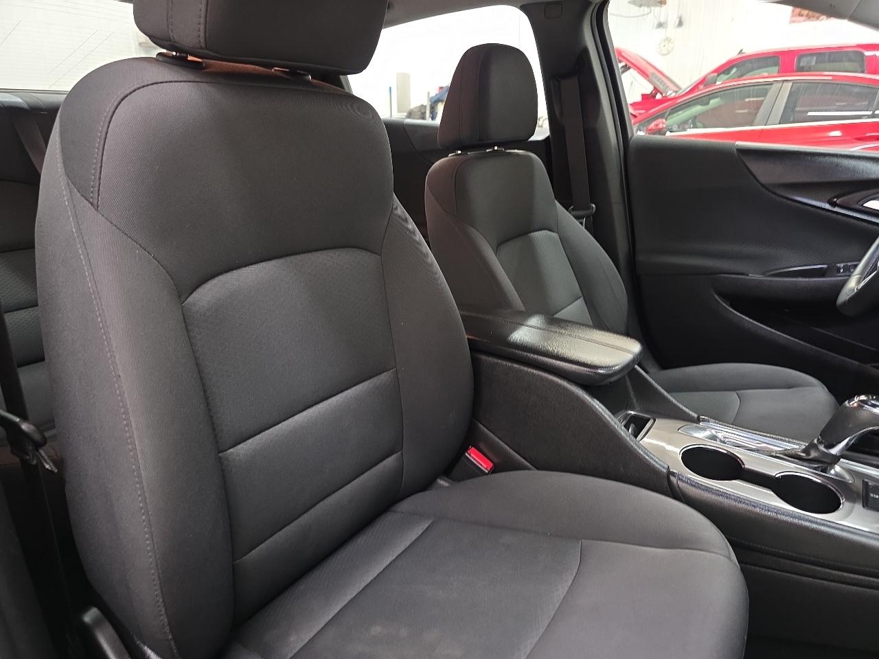 Chevrolet Malibu 4dr Sdn LT w/1LT 2018