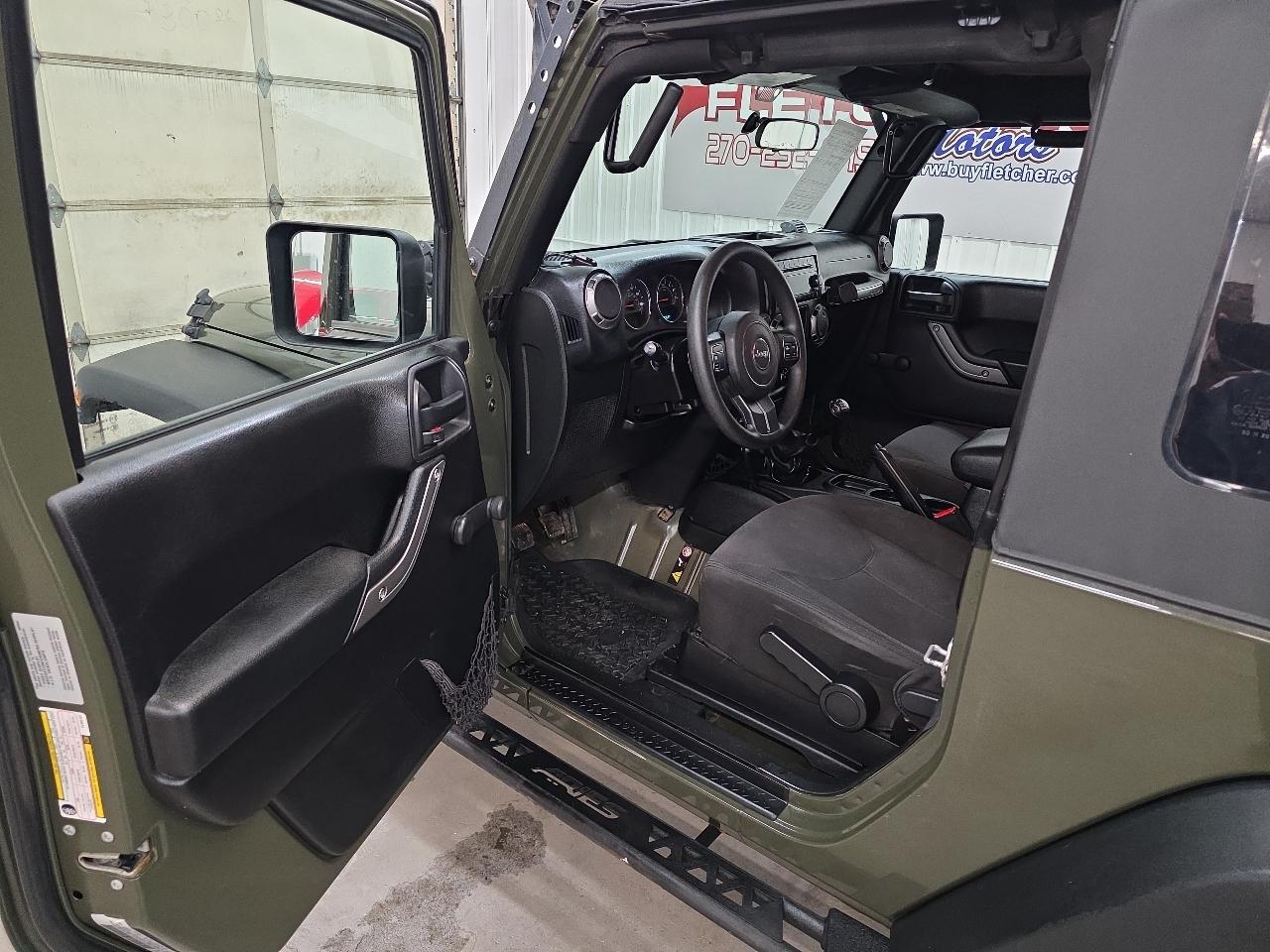 Jeep Wrangler 4WD 2dr Sport 2015