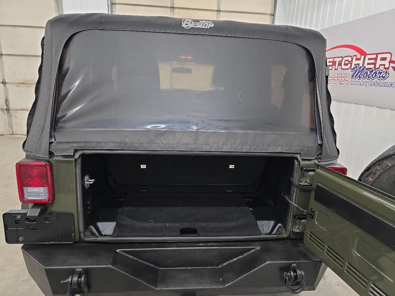 Jeep Wrangler 4WD 2dr Sport 2015