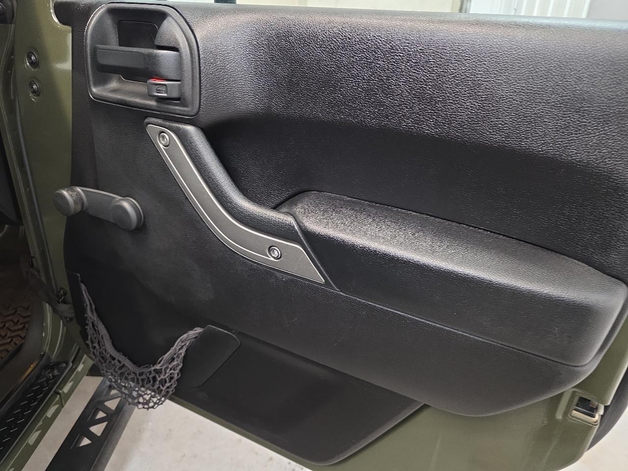 Jeep Wrangler 4WD 2dr Sport 2015