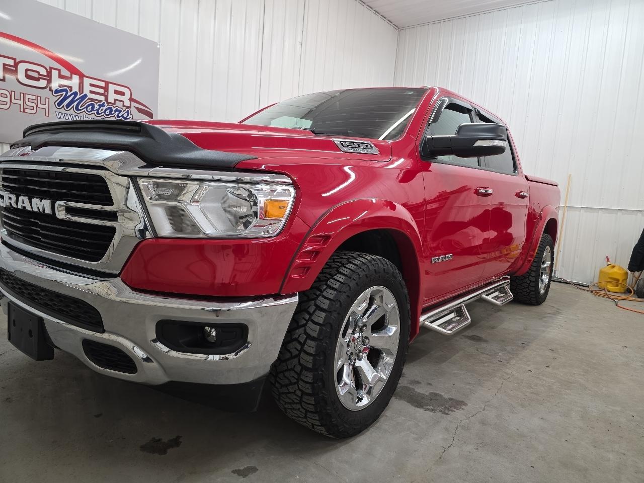 RAM 1500 Big Horn/Lone Star 4x4 Crew Cab 5'7" Box 2019