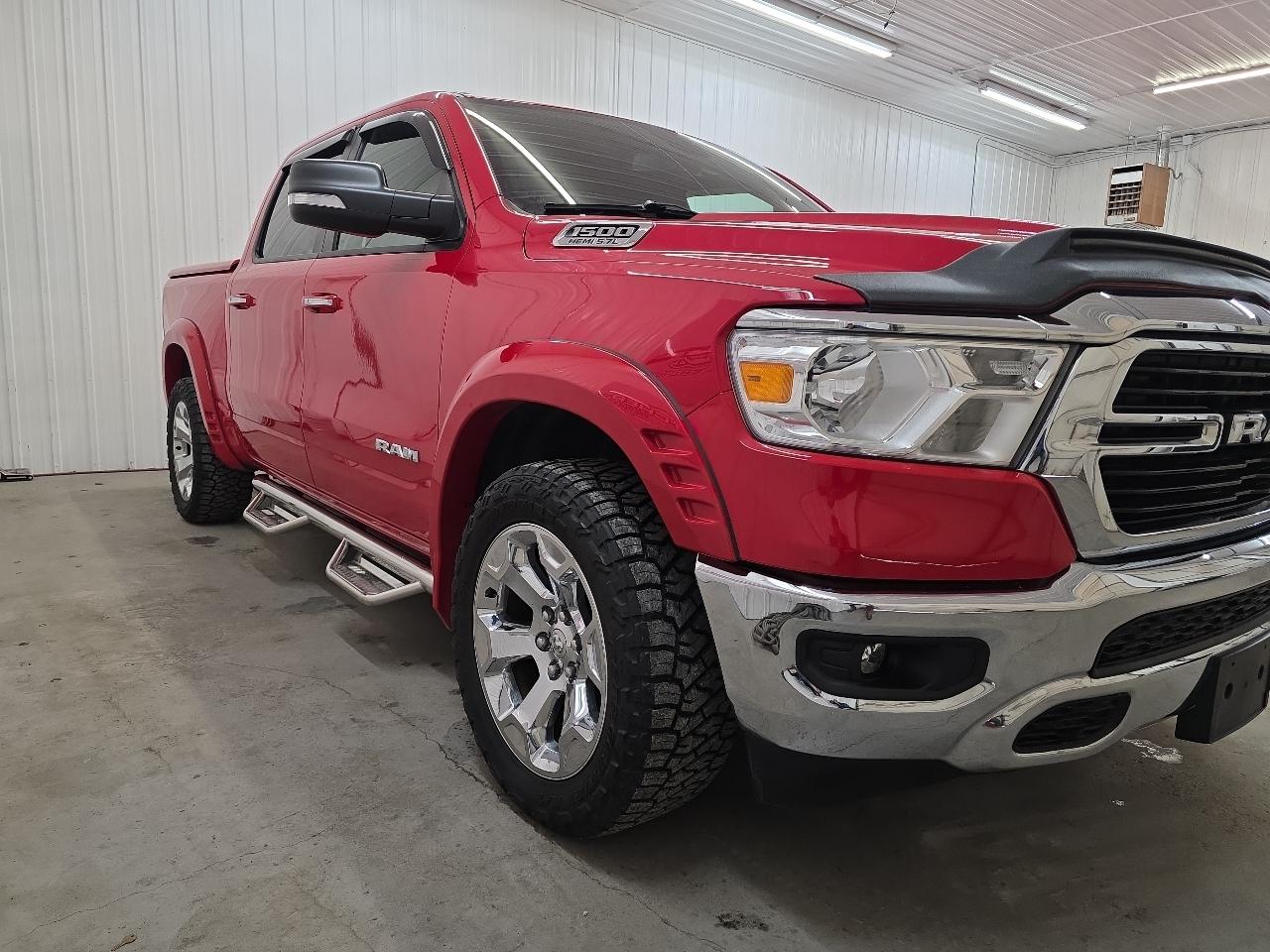 RAM 1500 Big Horn/Lone Star 4x4 Crew Cab 5'7" Box 2019