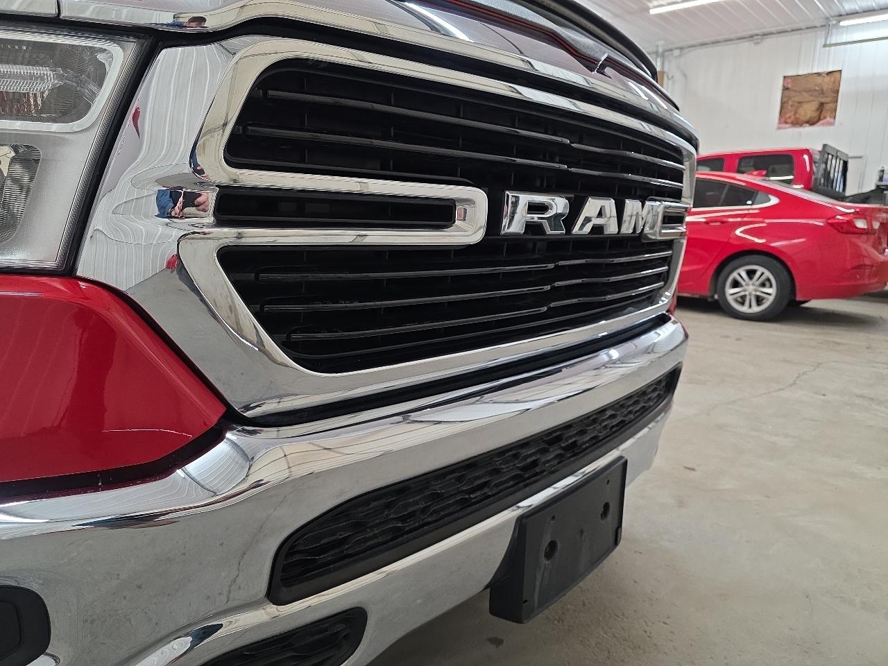 RAM 1500 Big Horn/Lone Star 4x4 Crew Cab 5'7" Box 2019