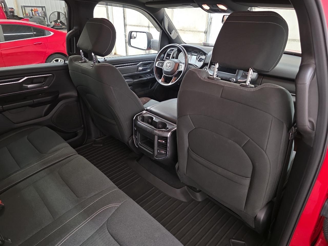 RAM 1500 Big Horn/Lone Star 4x4 Crew Cab 5'7" Box 2019