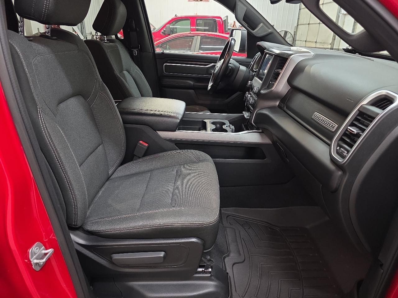 RAM 1500 Big Horn/Lone Star 4x4 Crew Cab 5'7" Box 2019