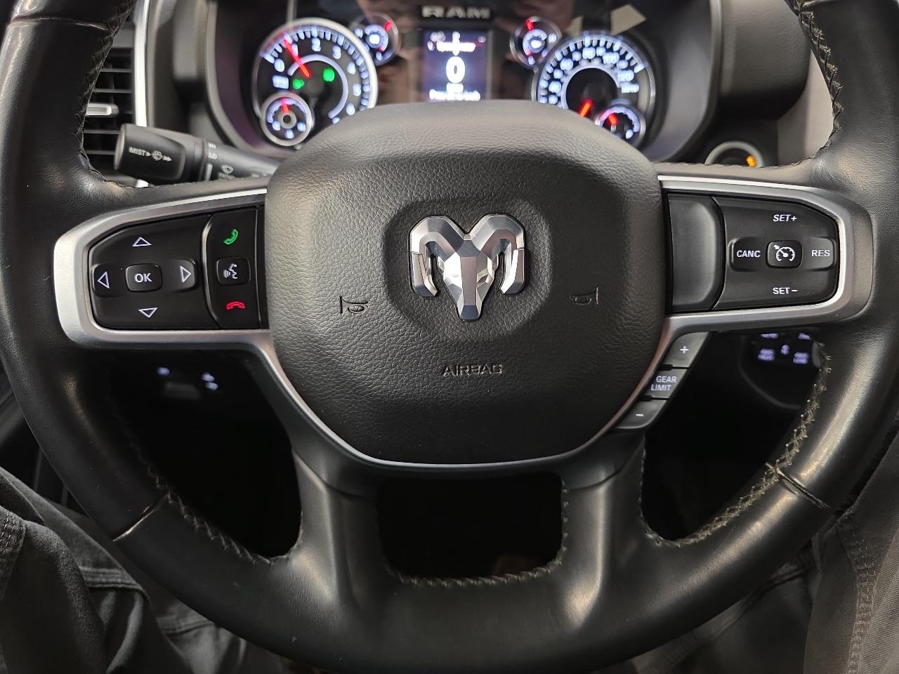 RAM 1500 Big Horn/Lone Star 4x4 Crew Cab 5'7" Box 2019