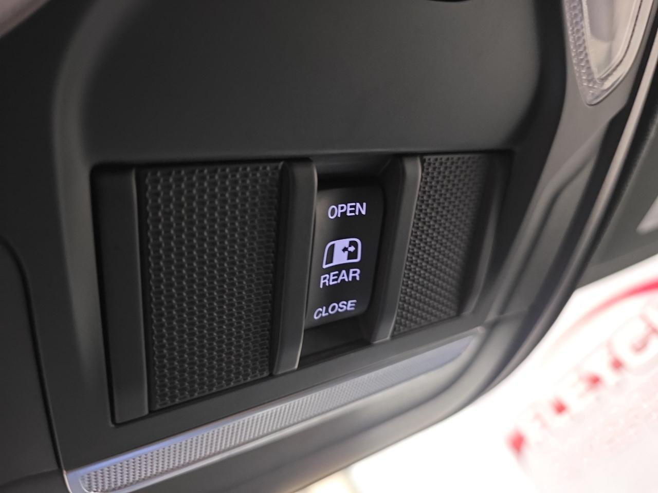 RAM 1500 Big Horn/Lone Star 4x4 Crew Cab 5'7" Box 2019